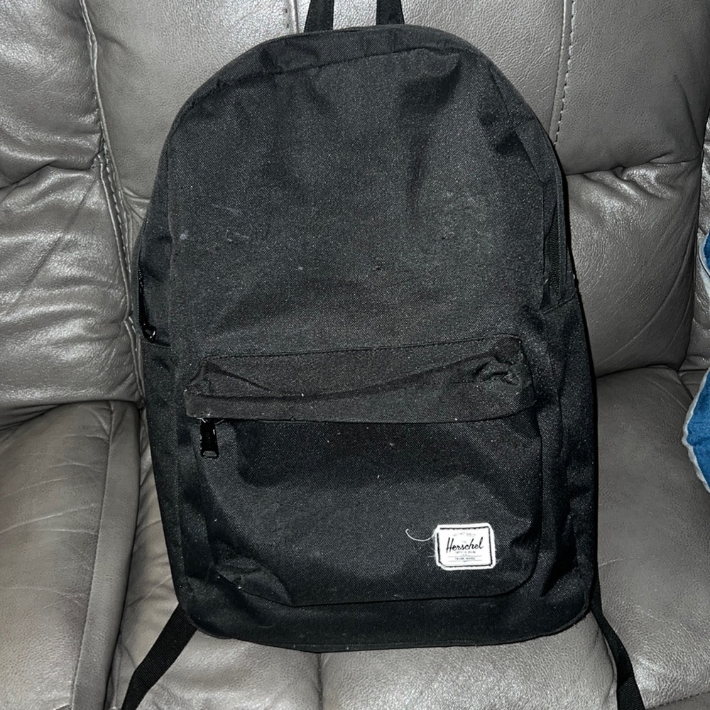 Herschel black back pack